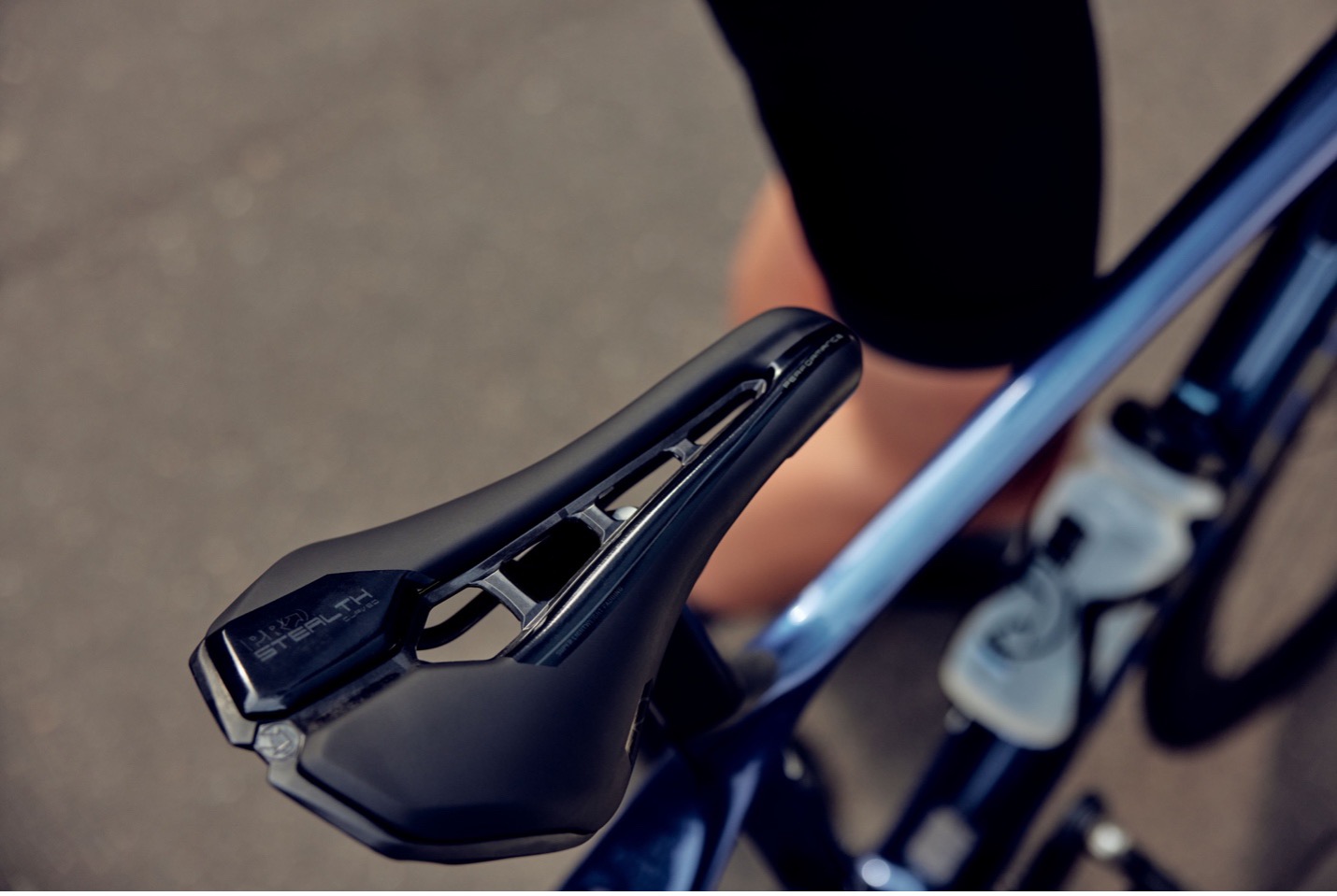 PRO Stealth saddle